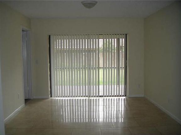 3rd image of 10600 NW 6th St
