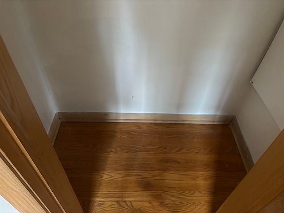 4th image of 2745 S Shore Dr APT 1