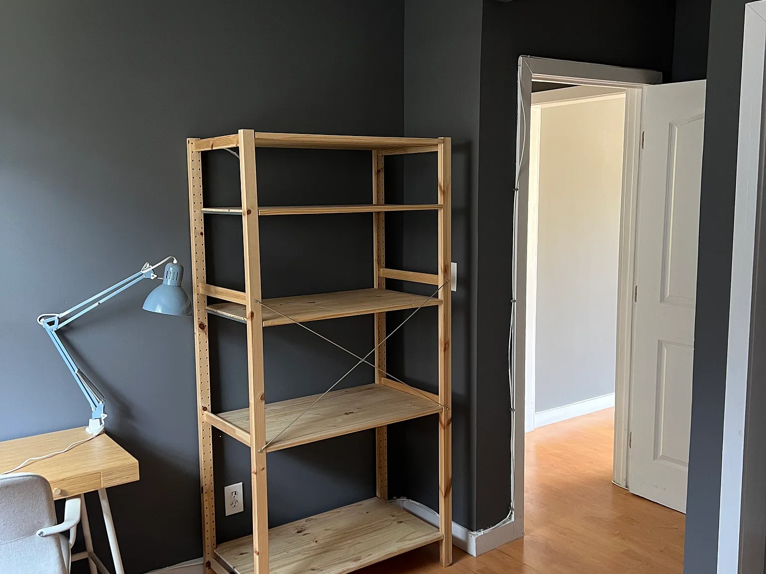 3 bed, 900 sqft, $2,900 — Photo 4