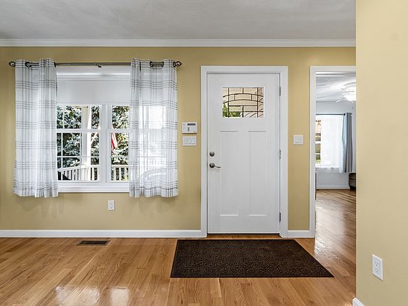 2nd image of 15 Hourihan St