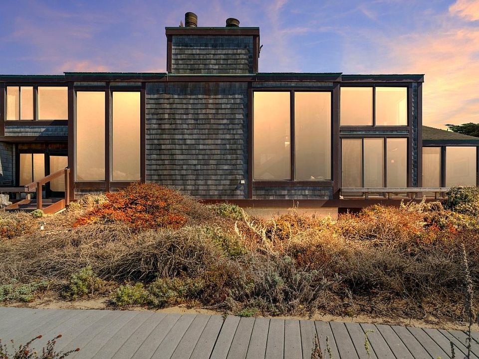 2nd image of 268 Monterey Dunes Way