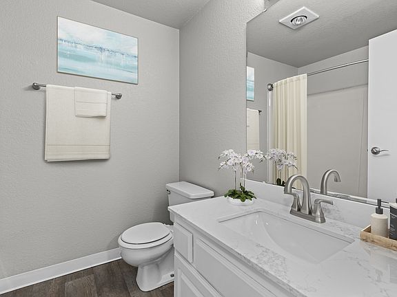 5th image of 5424 212th St SW #H204