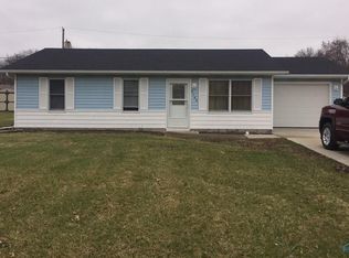 2145 Royal Palm Ave, Defiance, OH 43512
