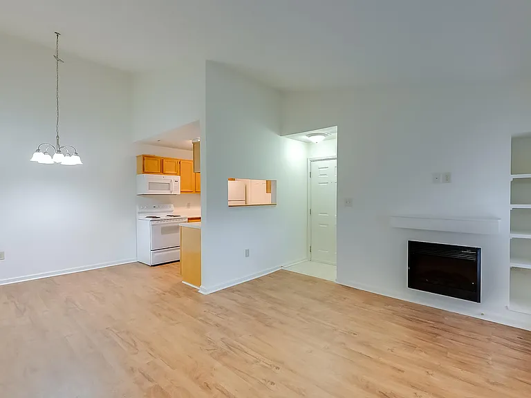 Forest Creek Apartments — Photo 53