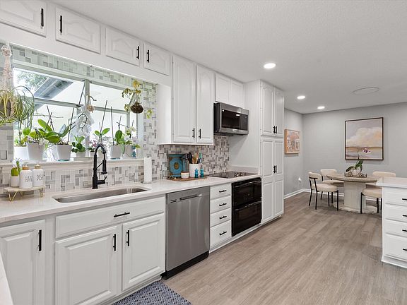 3rd image of 2329 David Ln