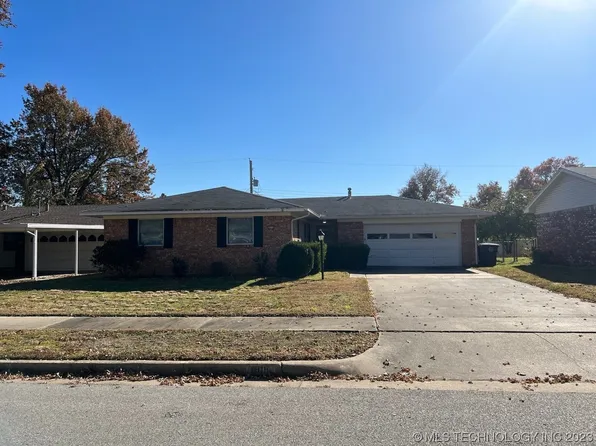 8616 E 28th Pl, Tulsa, OK 74129