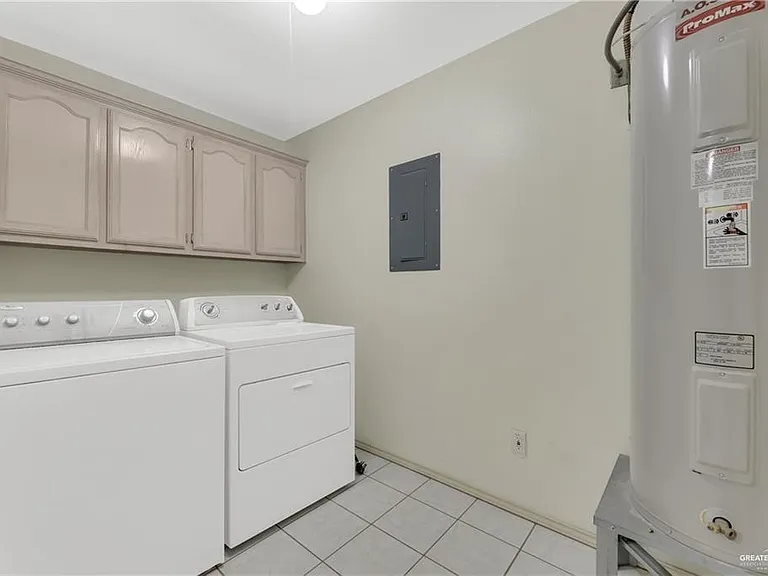 609 Via Sol Dr — Photo 12