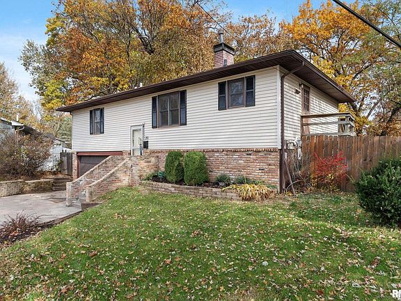 2nd image of 213 27th Avenue Ct