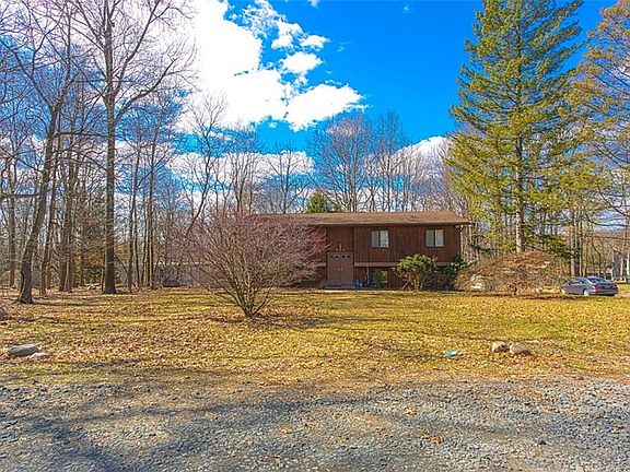 2nd image of 208 Quackenbush Ln