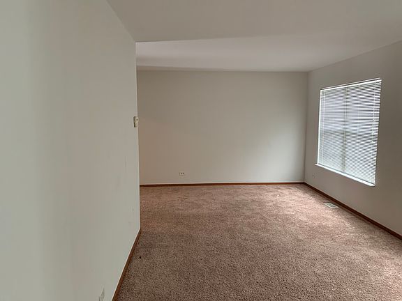 5th image of 1120 Southbridge Ln