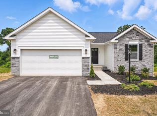 3 Thorton Ave, Ranson, WV 25438
