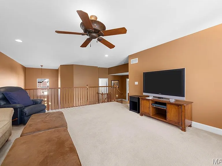 26 Milton Brennan Manor Ct — Photo 12