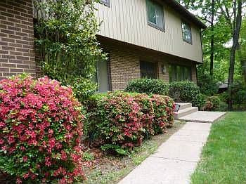 2nd image of 5905 Boothe Dr