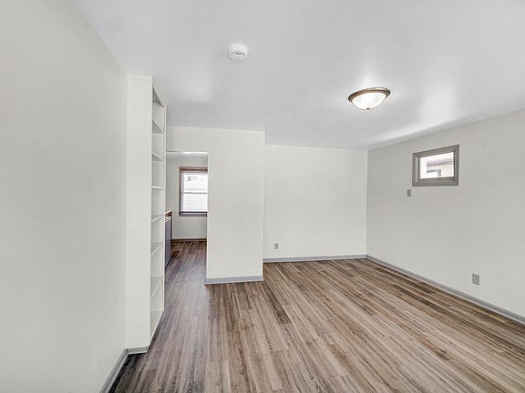 3rd image of 6738 Olcott Ave