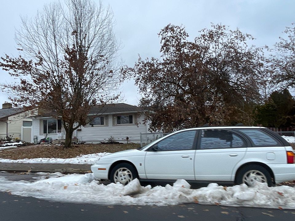 2nd image of 5008 N Oak St