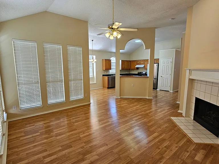 1310 Westview Dr — Photo 12