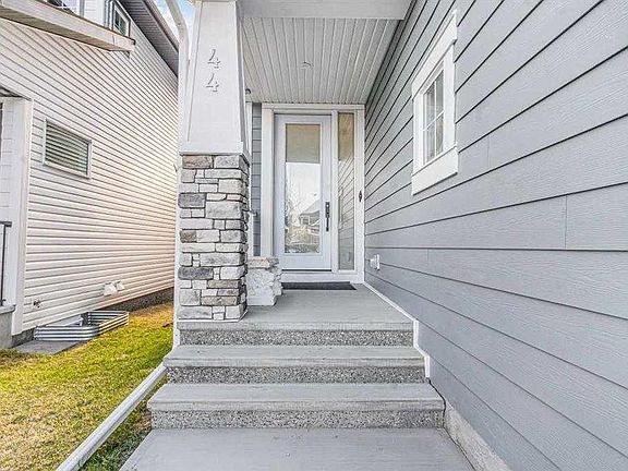 2nd image of 44 S Ranchers Way