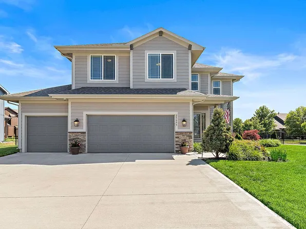 25095 W 148th Pl, Olathe, KS 66061
