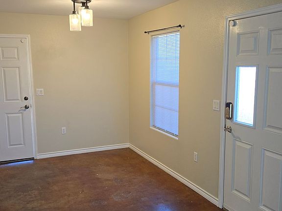 3rd image of 1208 W Avenue D