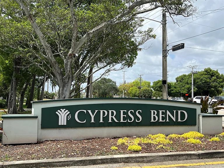 2220 N Cypress Bend Dr #301 — Photo 25