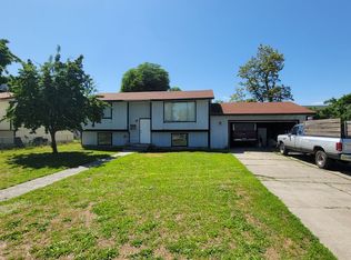 3925 N Napa St, Spokane, WA 99207