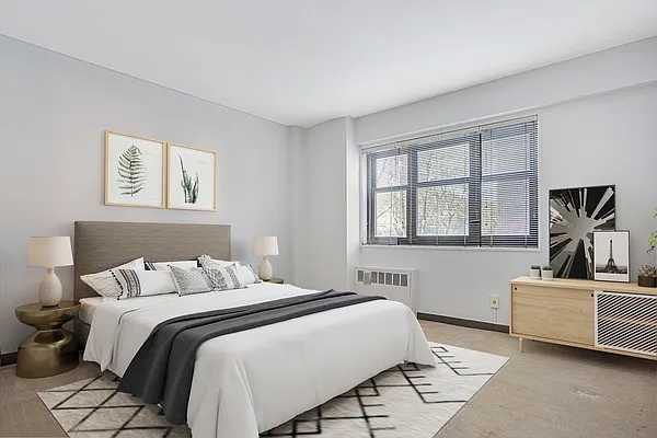 Sold by Compass | media 18