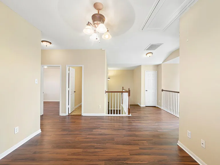 10003 Lynette Falls Dr — Photo 35