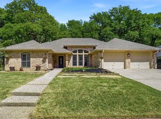 2620 Surrey Woods Rd, Flower Mound, TX 75028