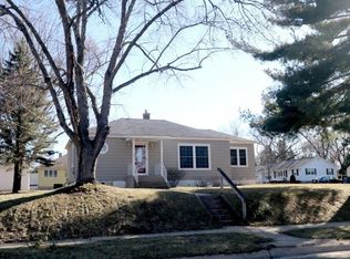 220 W Haertel St, Portage, WI 53901