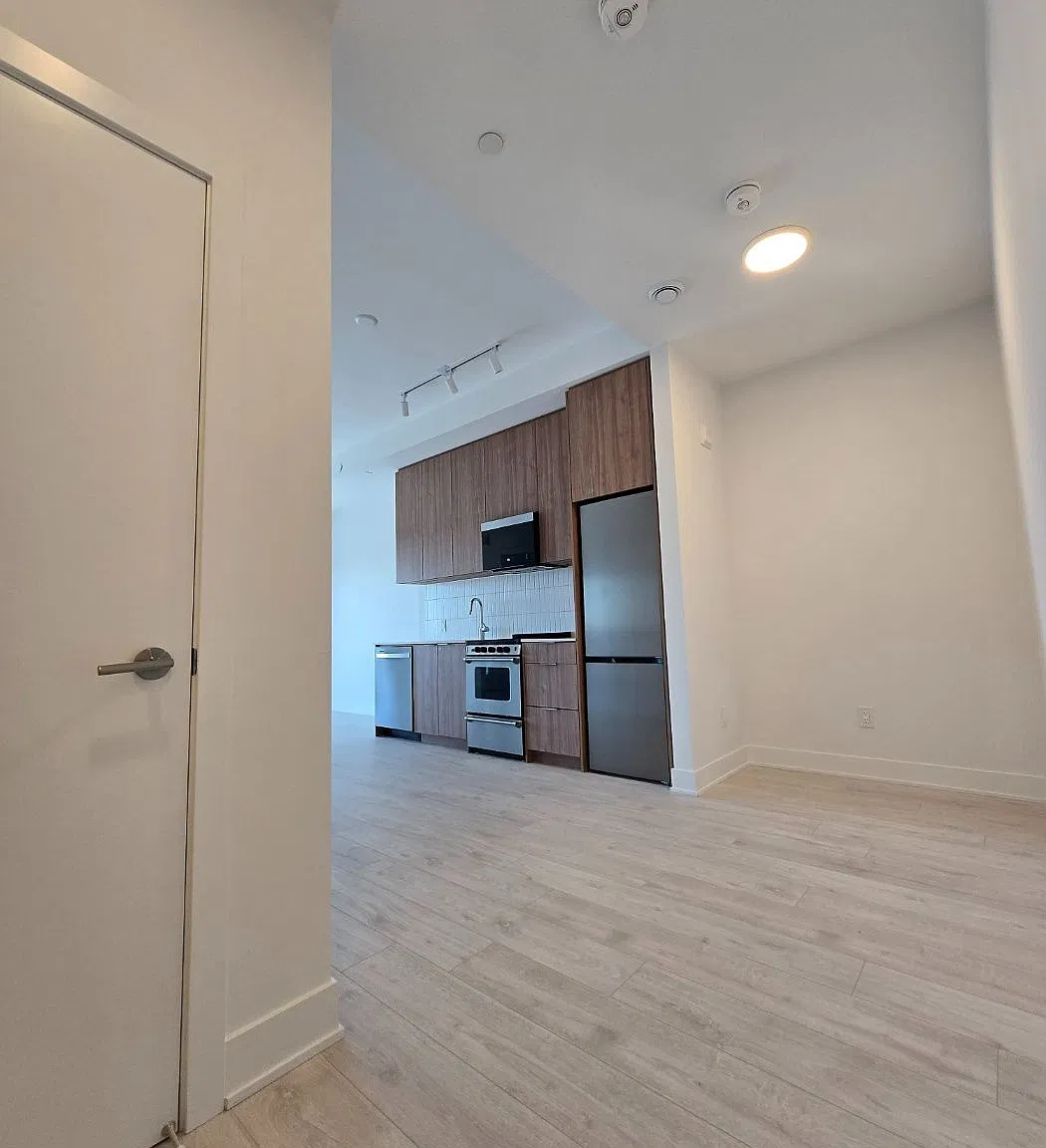 2 bed, $2,150 — Photo 2