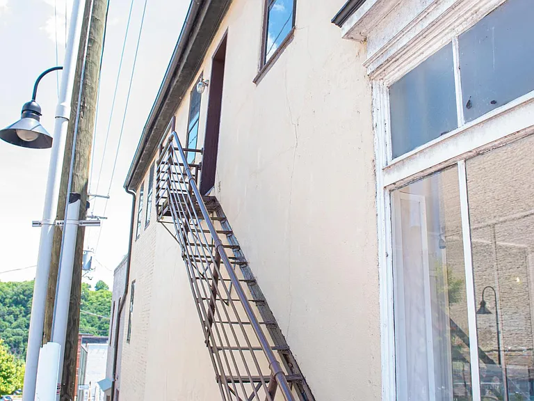 1200 Main St #A — Photo 30