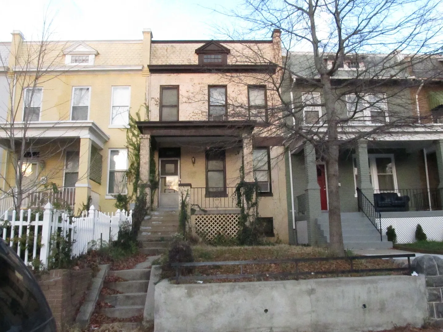1286 Morse St NE photo 1