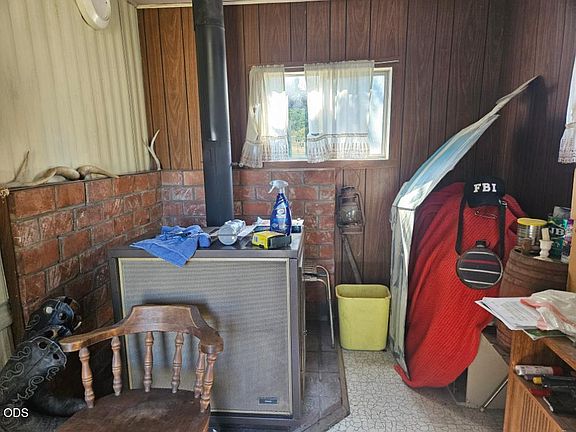 3rd image of 3105 Altamont Dr