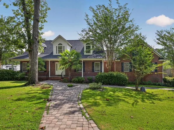 432 Lakeshore Dr, Leesville, SC 29070