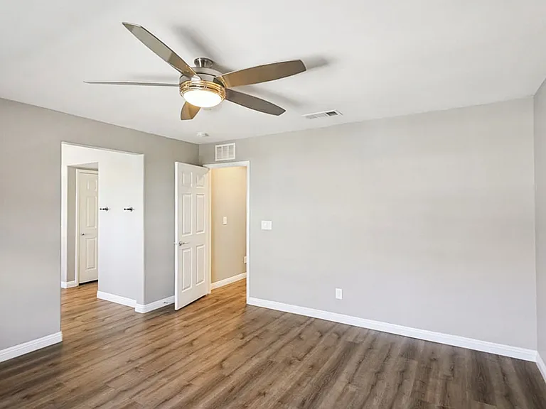 9940 Sable Point St — Photo 29