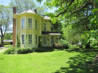 416 S Main St, Creston, OH 44217