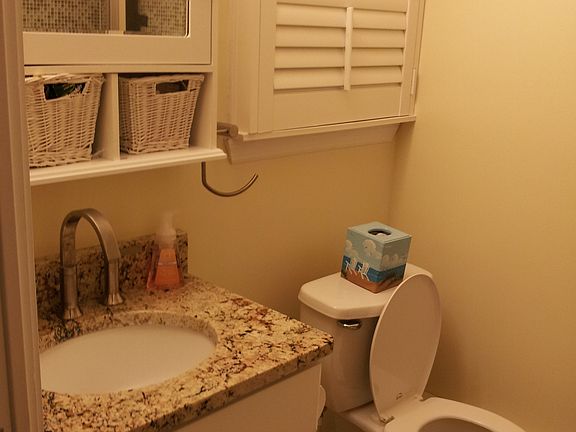 2nd image of 8501 Long Beach Blvd #5