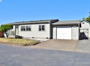 953 Walker Rd, Lebanon, OR 97355