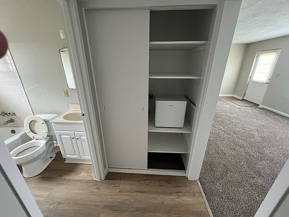 3rd image of 801 S Windsor St #11