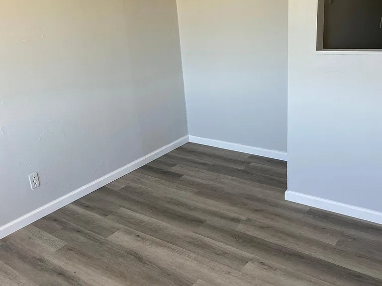 2356 McCausland Ave #6 — Photo 6
