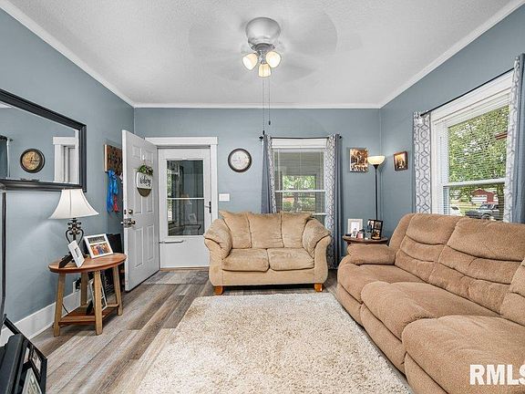 4th image of 2613 Boies Ave