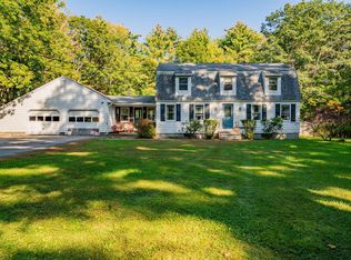 30 Conifer Ln, North Yarmouth, ME 04097