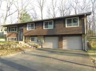 106 Bouldercrest Ln, Vernon, CT 06066