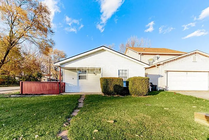 4824 W Beecher St photo 1