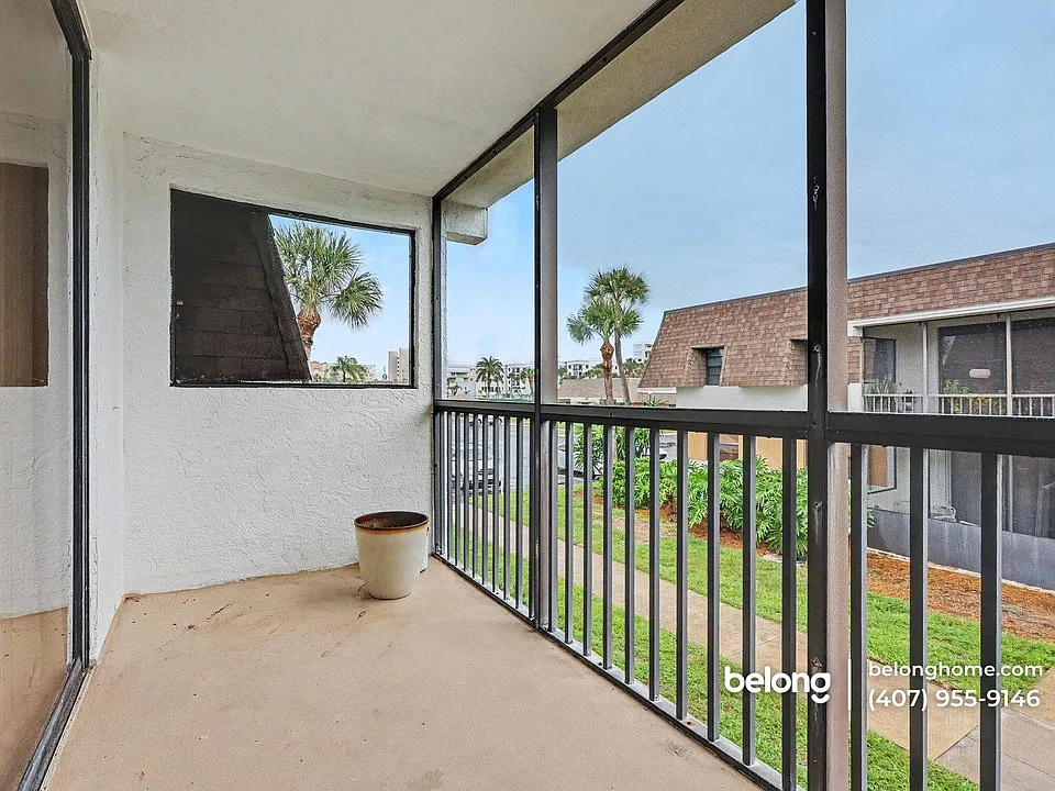 2700 N North Ct #A1A-3-202
