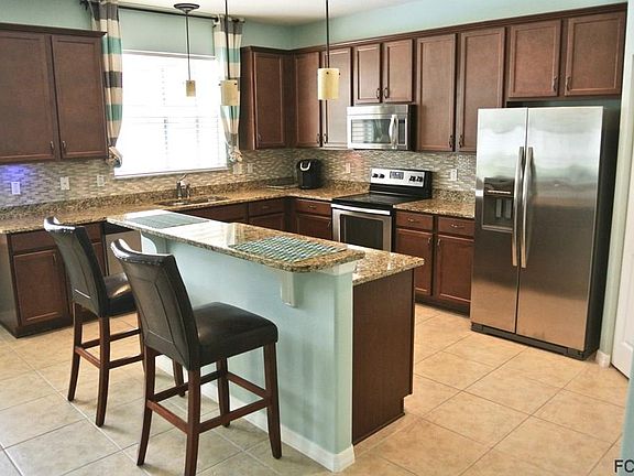 3rd image of 8 Eastmoor Ln