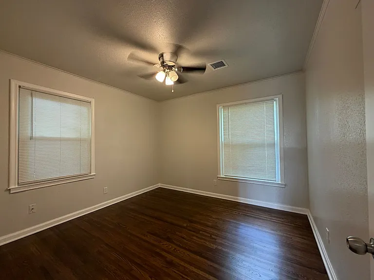 4819 S Owasso Ave — Photo 19