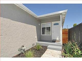 3rd image of 554 Stanford Ave
