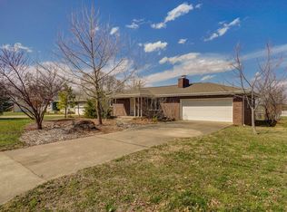 804 E Prairie Ln, Ash Grove, MO 65604