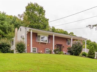 90 Sherman Rd, New Milford, CT 06776